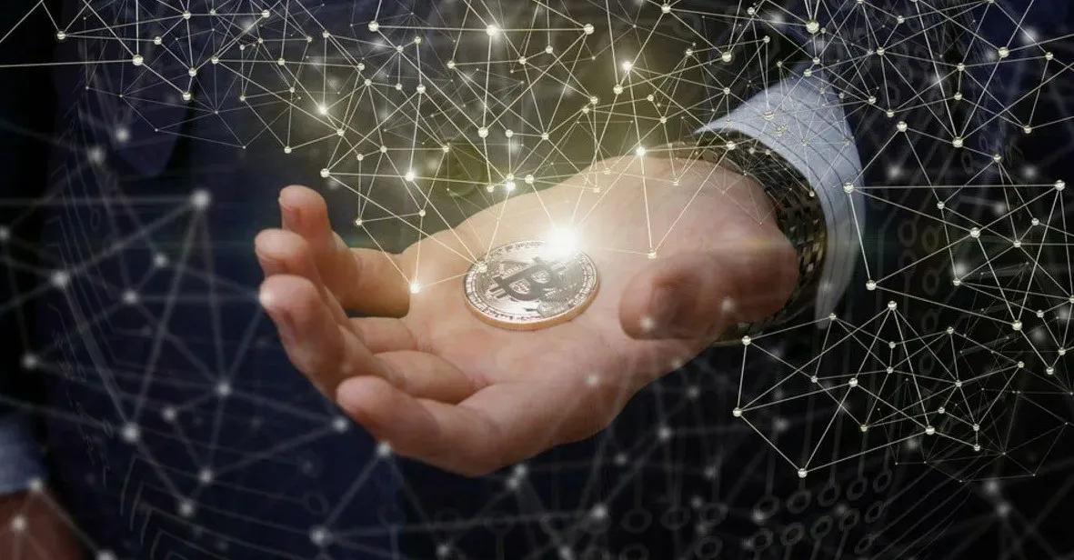 риски и регулирование использования AI в криптовалютах